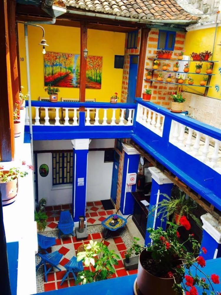 Blue Door Housing Historic Quito Hotel Eksteriør billede