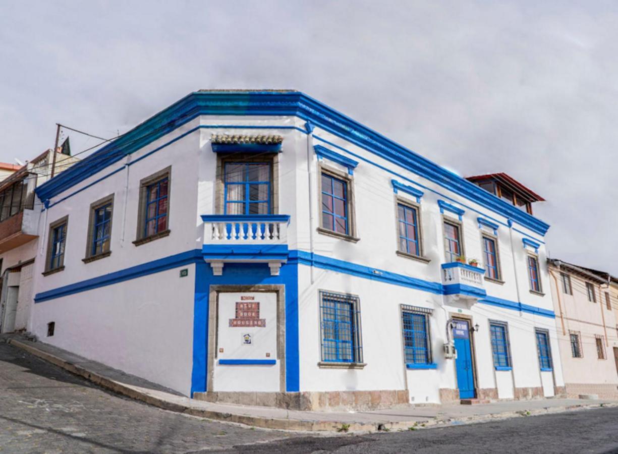 Blue Door Housing Historic Quito Hotel Eksteriør billede